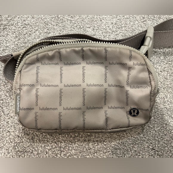 lululemon athletica Handbags - Lululemon Everywhere Belt Bag WORDMARK GRID MINI RAW LINEN GREY RARE